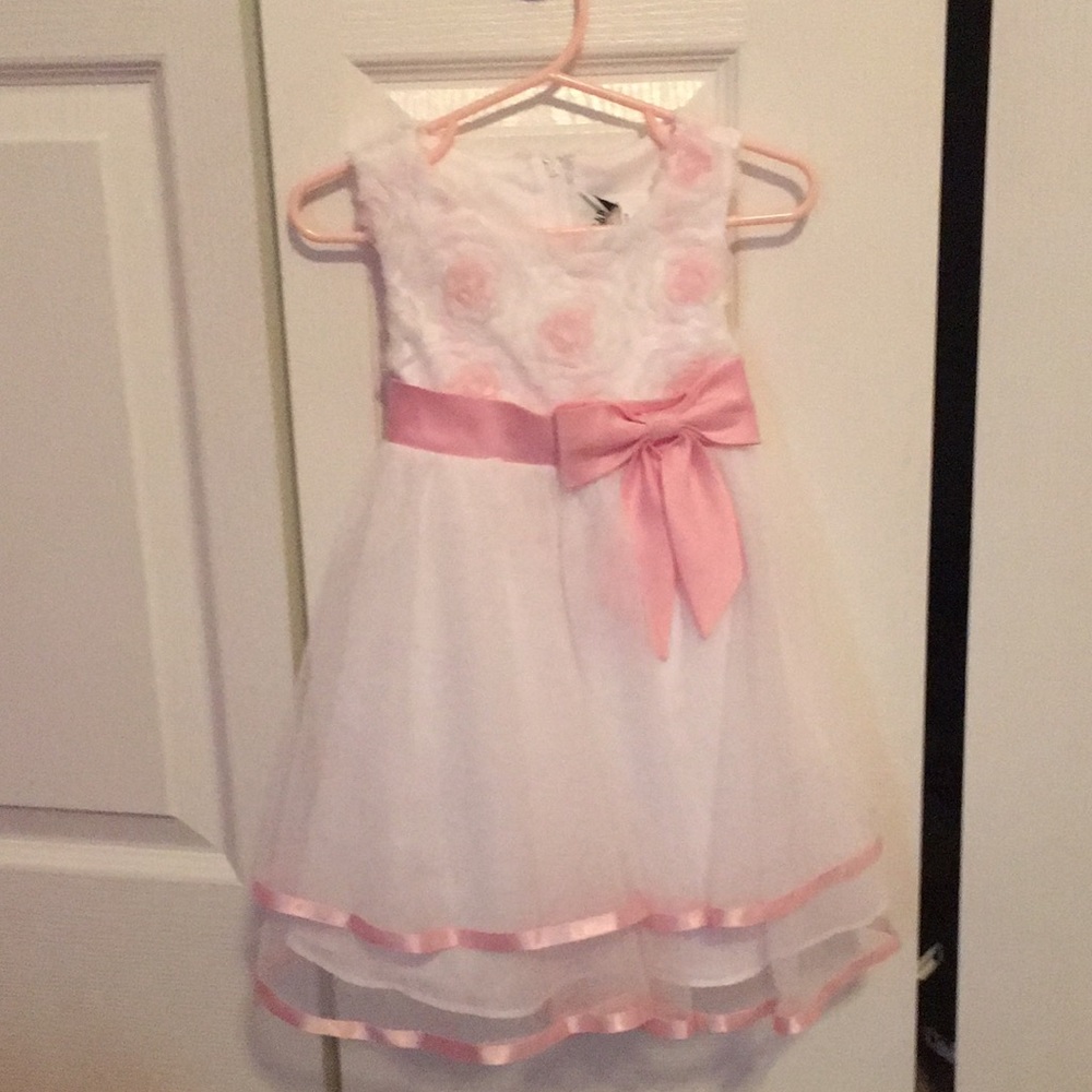 Toddler girl pink and white dress